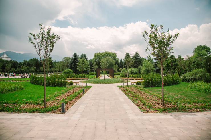 Almaty Botanical Garden (photo by VisitAlmaty)