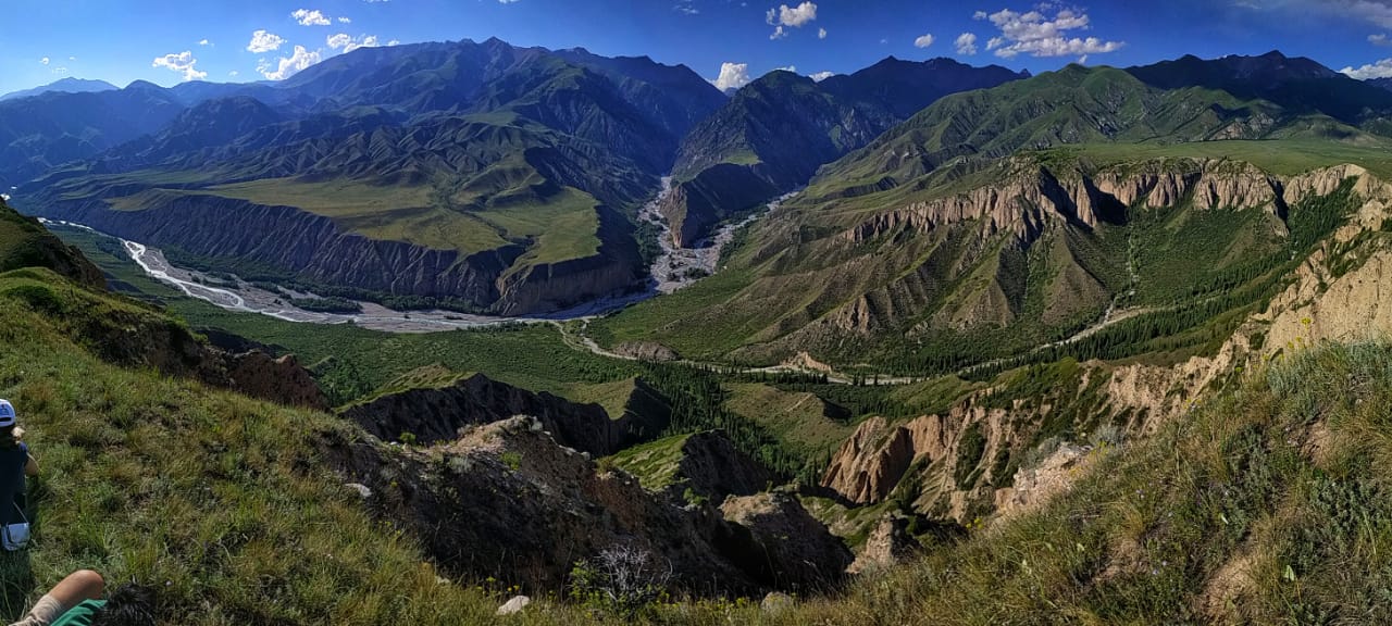 Osek River Canyon, South Dzungaria