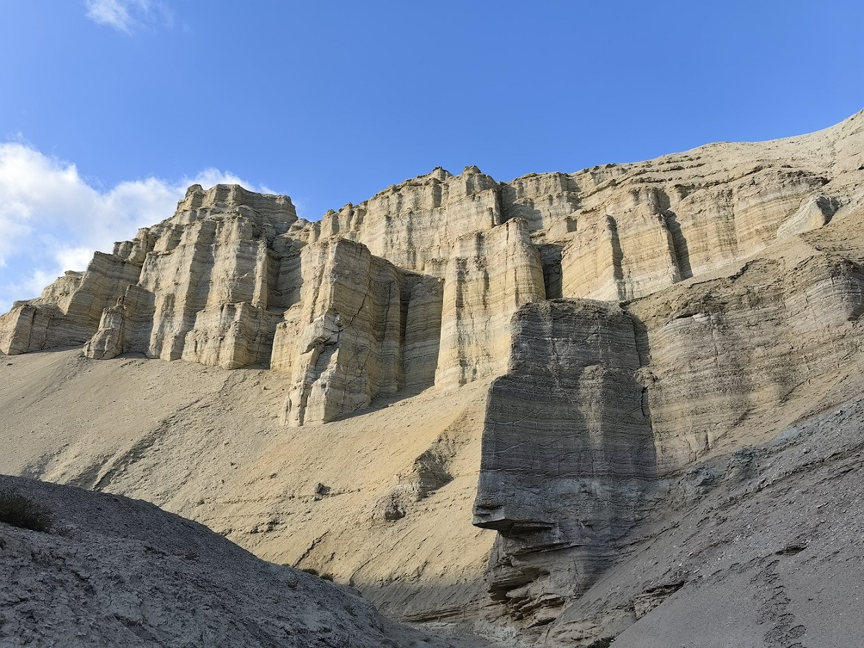 Aktau Mountains, Altyn-Emel National Park, photo by Azamat Mukhametzhanov